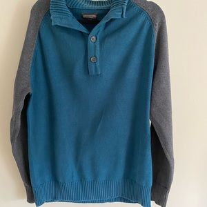 Denver Hayes sweater M